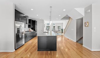 43372 WHITEHEAD Ter, Ashburn, VA 20148