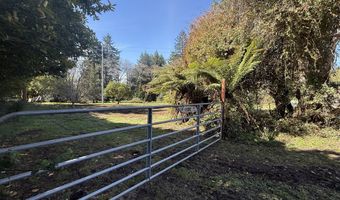 1300 HAMPTON Rd, Brookings, OR 97415