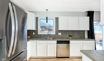 1033 Herberich Ave, Akron, OH 44301