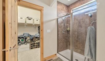 204 ABILENE Loop, Burns, WY 82054