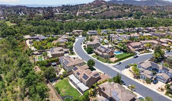 2332 Douglaston, Escondido, CA 92026
