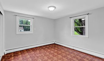 18 Nolan Dr, Bloomfield, CT 06002