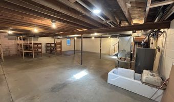 144 W 6th St, Ainsworth, NE 69210