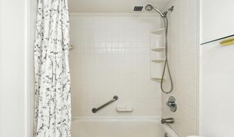 205 YOAKUM Pkwy 601, Alexandria, VA 22304