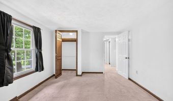 19 Greenleaf St, Billerica, MA 01821