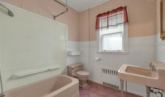 59 High St, Berlin, NH 03570