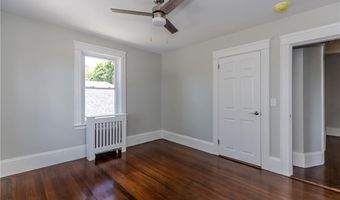 41 Wellesley Ave, North Providence, RI 02911