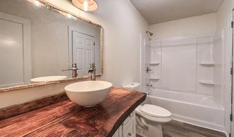 222 Ave D, Apalachicola, FL 32320