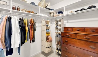 3034 S GLEBE Rd, Arlington, VA 22206