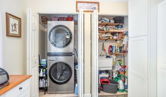 10 PROPELLER Dr, Baltimore, MD 21220