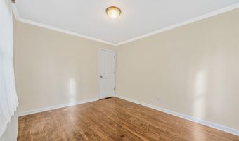 50 Mole Pl, Amityville, NY 11701