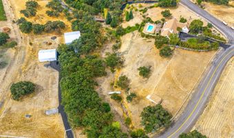 500 Pompadour Dr, Ashland, OR 97520