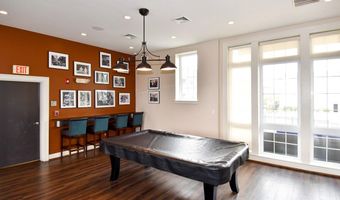 4061 S FOUR MILE RUN Dr 301, Arlington, VA 22204