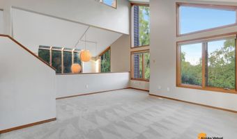6110 Country Lane Cir, Anchorage, AK 99504