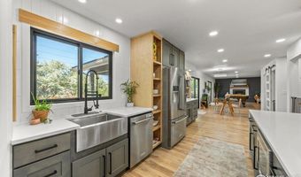 6969 Harvest Rd, Boulder, CO 80301