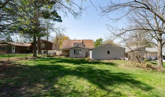 22 Lateer Dr, Normal, IL 61761