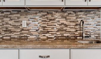 6828 Fairfield Dr, Santa Rosa, CA 95409