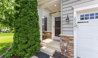 25541 EMERSON OAKS Dr, Aldie, VA 20105