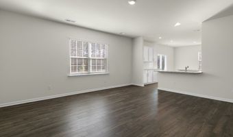 1061 Misty Creek Dr, Aberdeen, NC 28315