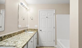 390 Rosalie Maria Dr, Biloxi, MS 39531