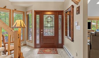 129 Woodbury, Blakeslee, PA 18610
