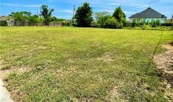 320 DOERR Dr Lot 195, Arabi, LA 70032