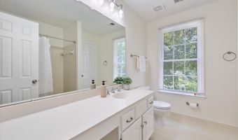 1020 WILLOWLEAF Way, Potomac, MD 20854