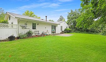 4 Dawn Way, Aberdeen, NJ 07747