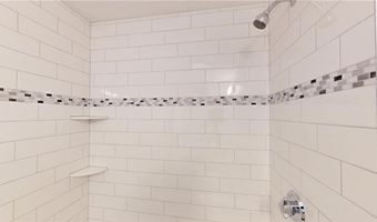 69 Cushing St, North Providence, RI 02904