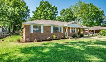 203 James St, Batesville, MS 38606