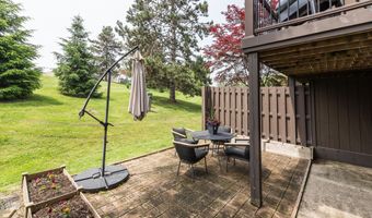2503 Meade Ct, Ann Arbor, MI 48105