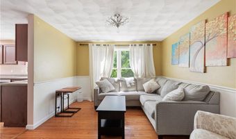 210 Morris St, Cumberland, RI 02864