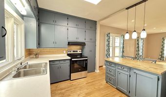 246 E Rooney Ave, Appleton, MN 56208