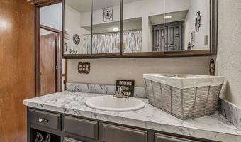 701 Timber Lane Dr, Anadarko, OK 73005