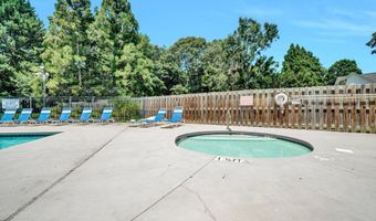 711 Waxwing Ct, Boiling Springs, SC 29316
