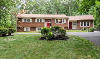 67 Quaker Ln, Bolton, MA 01740