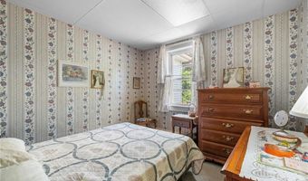 157 New St, North Providence, RI 02904