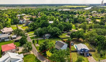 10493 Riviere Vue Dr, Biloxi, MS 39532