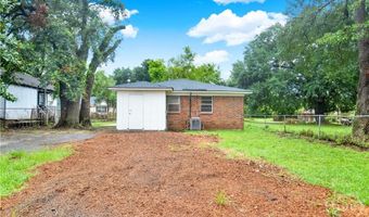2205 Iowa St, Savannah, GA 31404
