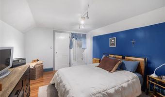 12 Hagen Ave, Cranston, RI 02920