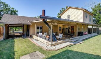 203 E 7th St, Weatherford, TX 76086