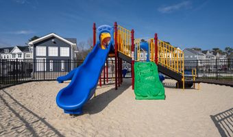 12455 SEA OAKS Ln 4, Berlin, MD 21811