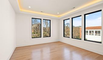 3108 6TH St N, Arlington, VA 22201