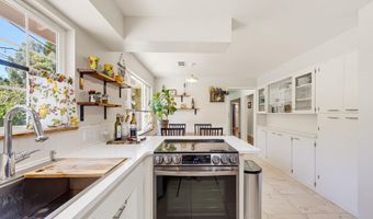 492 Herbert St, Ashland, OR 97520