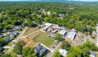 190 Chestnut St, Ball Ground, GA 30107