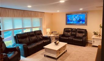 643 Middle Rd, East Greenwich, RI 02818