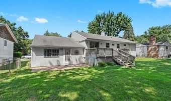 2370 Roselawn St, Wolverine Lake, MI 48390