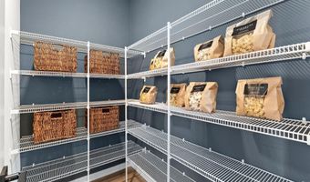 6 SEPIA Sq He, Ashburn, VA 20147