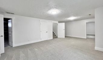 3785 E Wanda St, Ammon, ID 83406