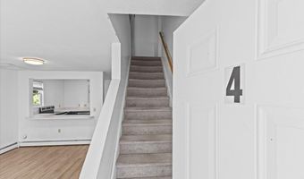 21 Hyde St 4, Burlington, VT 05401